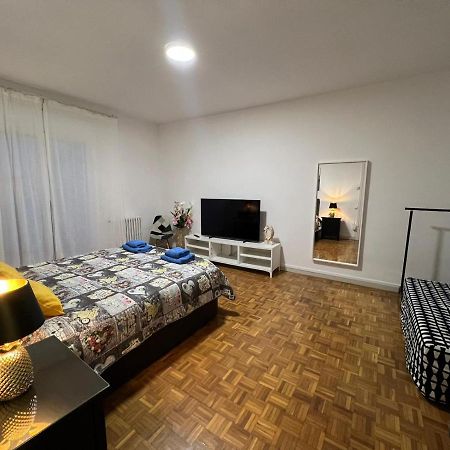ברצלונה Habitaciones Rambla Catalunya מראה חיצוני תמונה